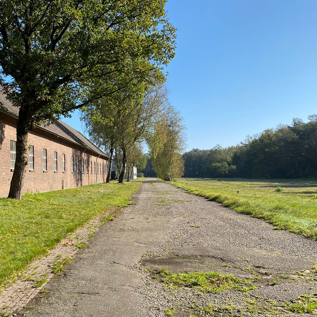 3 Voormalige paardenstal van het remontedepot gebouwd in 1904.